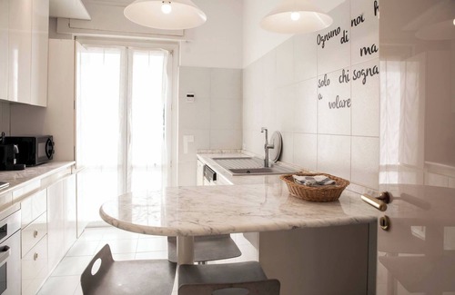 Quinto al Mare Apartment | -Casa di Pier&Chico - Large apartment near the sea with parking