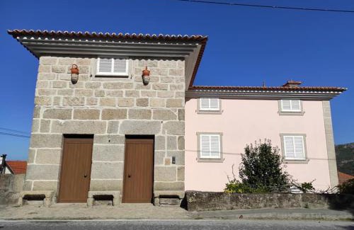 Sao Tiaguinho House | Casa do Canastro