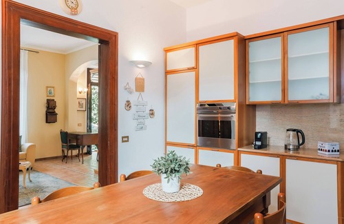 Maslianico Apartment | Casa Doriana by Holiday Solutions