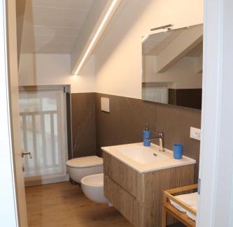 Cles Apartment | Casa Dusinei Blue & Green