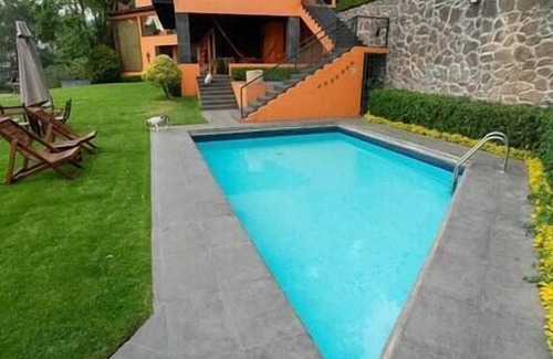 El Santuario House | Casa El Arco: Lakefront property in Valle de Bravo