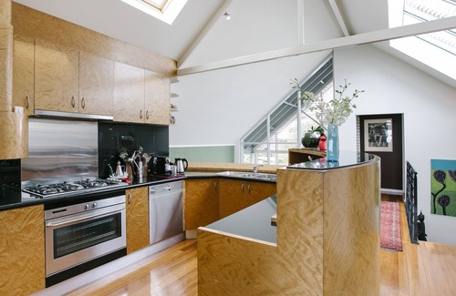 Bulli House | Casa el Punto (House on the Point) 3 minute walk to the beach
