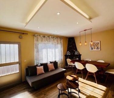Las Navas Del Marques Apartment | Casa El Tejar
