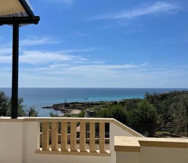 Marina di Felloniche House | CASA ELAIO - immersa negli ulivi con vista sul mare Ionio