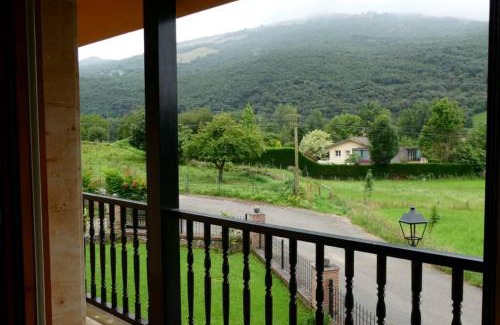 Valle de Ruesga House | Casa Elena (Chalet individual en Valle de Ruesga)