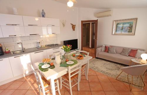 Peschiera del Garda Apartment | Casa Elisa, trilocale a Peschiera del Garda