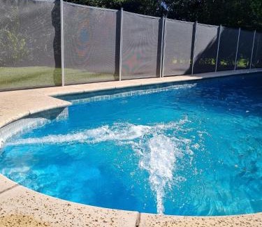 Monte Grande House | Casa en barrio cerrado con seguridad 24 horas con piscina
