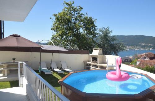 Cobres House | Casa en Chapela, con vistas a la Ría de Vigo