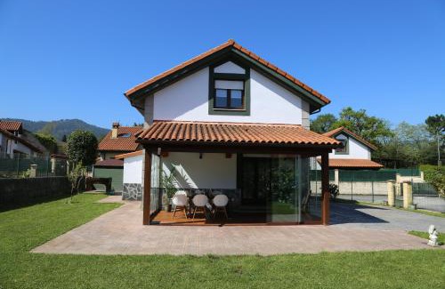 Voto House | Casa Entre Mar y Monte