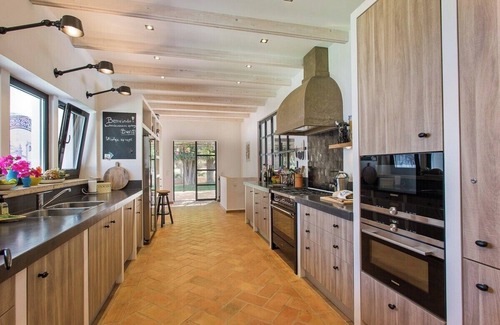 Lagos e Relvas Villa | Casa Estoi - Luxury colonial-style villa