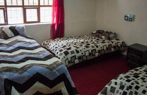 Los Jardines House | Casa familiar céntrico ubicado en un lugar muy cerca a los centros turísticos