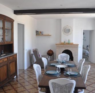 Benissanet House | Casa Font