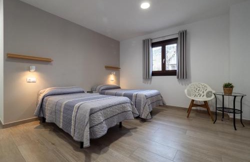 Morillo de Tou House | Casa Forestal