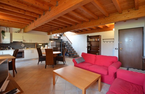 Fornico Apartment | Casa FORNICO: 2 apartments with terraces and breathtaking views of Lake Garda