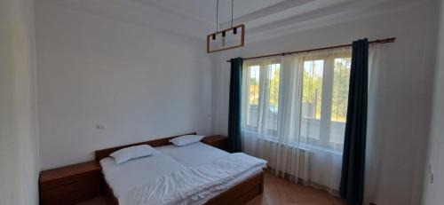 Comanesti Apartment | Casa Francesca