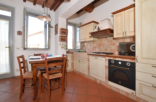 Ponte di Gabbiano Apartment | Casa Guna, Asciano, Italy