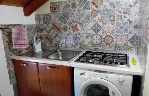 Belpasso Apartment | Casa Happy - La mansarda del sorriso con parcheggio privato a Valcorrente