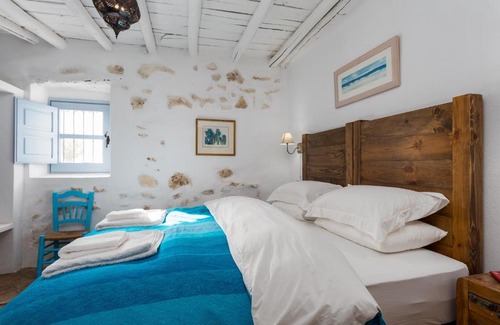 Moclin Bed & Breakfast | Casa Higueras