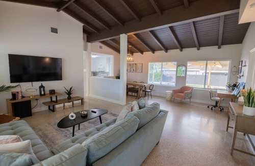 Little Havana House | Casa Ideal-Charming Miami Home-Prime location