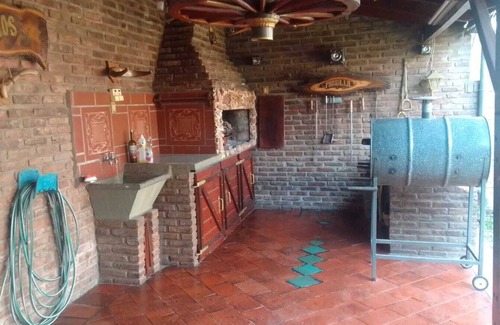 Rosario House | Casa Ideal Para Familia con Hidromasaje, 6 min del Rio Paraná Playa