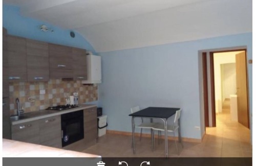 Colleferro House | Casa in Taverna (Roma & Raimbow MagicLand)