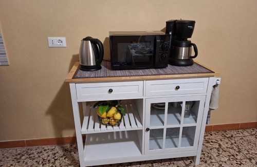 Cisano sul Neva House | Casa Iris Situata in Centro Paese a Pochi Minuti da Mare e Montagne
