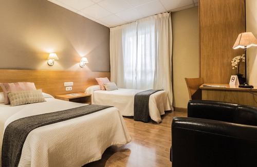 Burlada Hotel | Casa Jacinto Pamplona