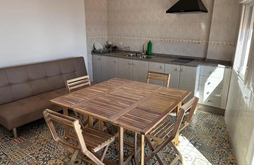Villar del Arzobispo House | Casa Konra