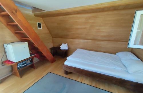 Toplita House | Casa La Andrei
