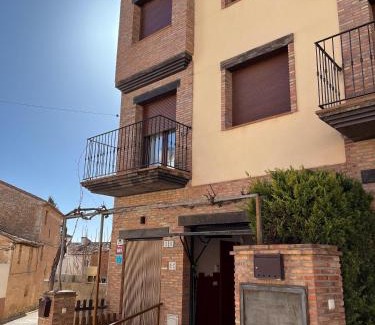 Villastar House | Casa La Parra en Teruel