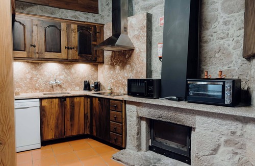 Amares House | Casa Lata - Wine & Tourism