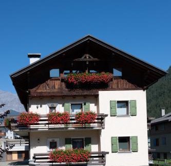 Cepina Apartment | Casa Le Rondini