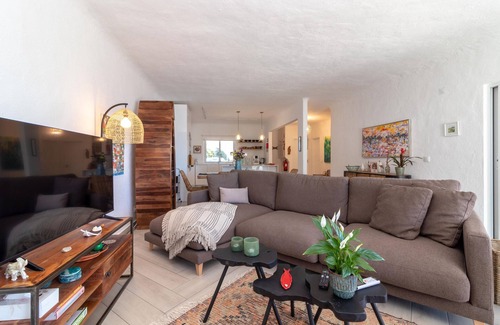 Vale de Covo Apartment | Casa Leon - 2 bed apartment with stunning sea views & superb location