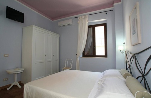 Oliveri Bed & Breakfast | Casa Levante
