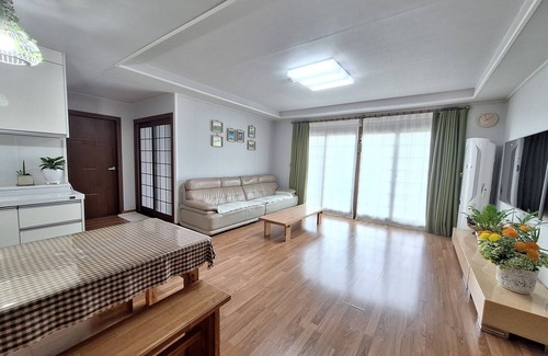 Hallim Condo | Casa Linda Pension-Acommodation