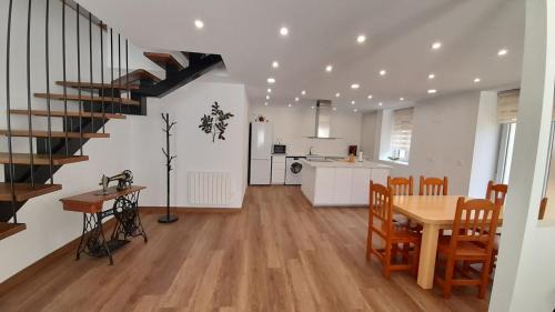 Barruelo de Santullan House | Casa Lorea