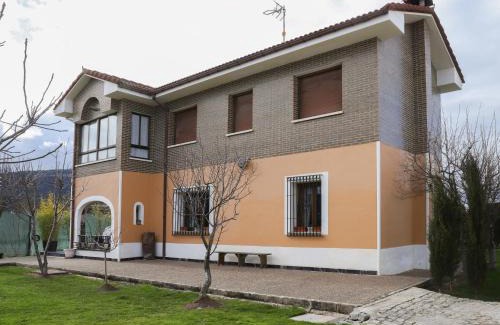 Trespaderne House | Casa los Arcos