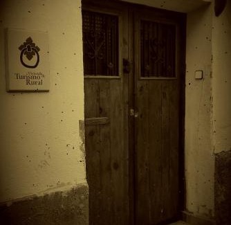 Ayerbe House | Casa Lugaré