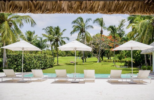 Los Naranjos Villa | Casa Luna Llena – Luxury Private Villa, Near the Beach, Pool, Golf Carts, Staff