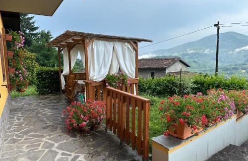 San Romano in Garfagnana House | Casa Margherita Celide