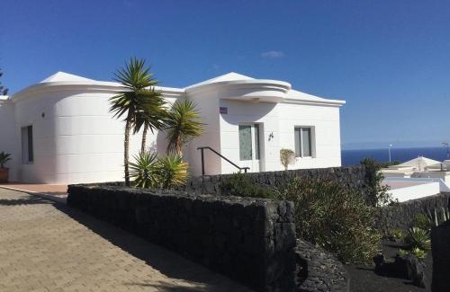 Tias Villa | Casa Mcelroy