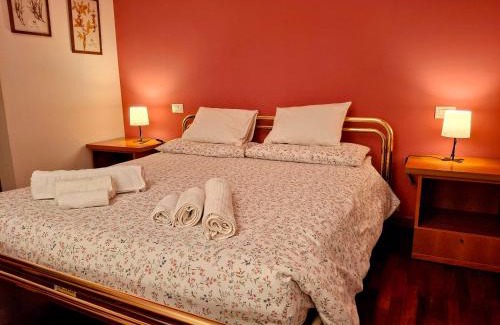 San Giuliano Milanese Apartment | Casa Mike - Trilocale con box auto