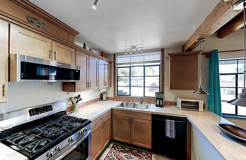 Historic Eastside House | Casa Mirador