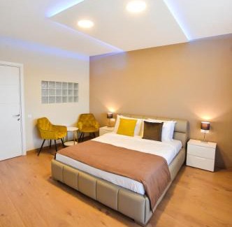 Somova House | Casa Miralago Boutique