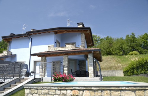 Soiano del Lago House | Casa Monstagol
