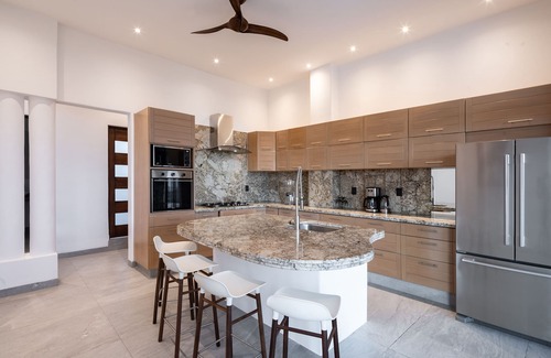 Peninsulas de Santiago House | Casa Neiya Boutique
