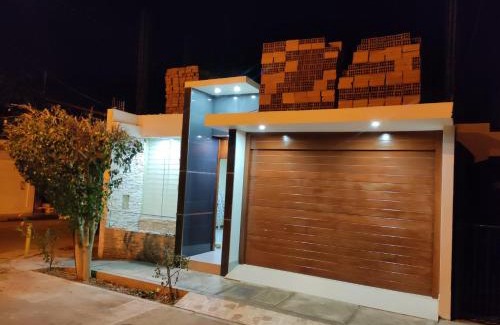 Ica House | Casa Oasis Meneses