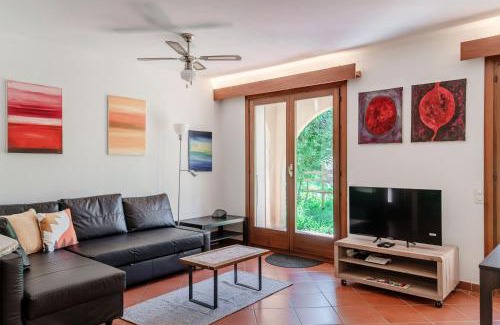 Monteggio Apartment | Casa Ortensia by Quokka 360 - Cozy house with garden