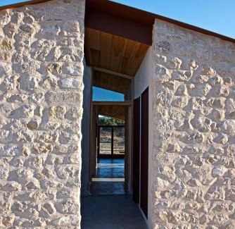 Arnes House | Casa Oryza
