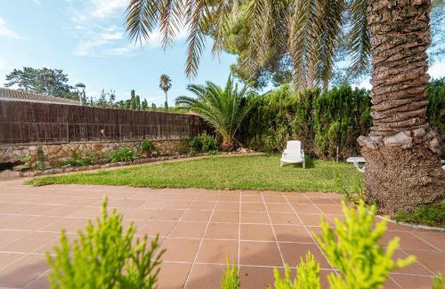 Tamarit House | Casa OSONA con jardin cerca de la Playa